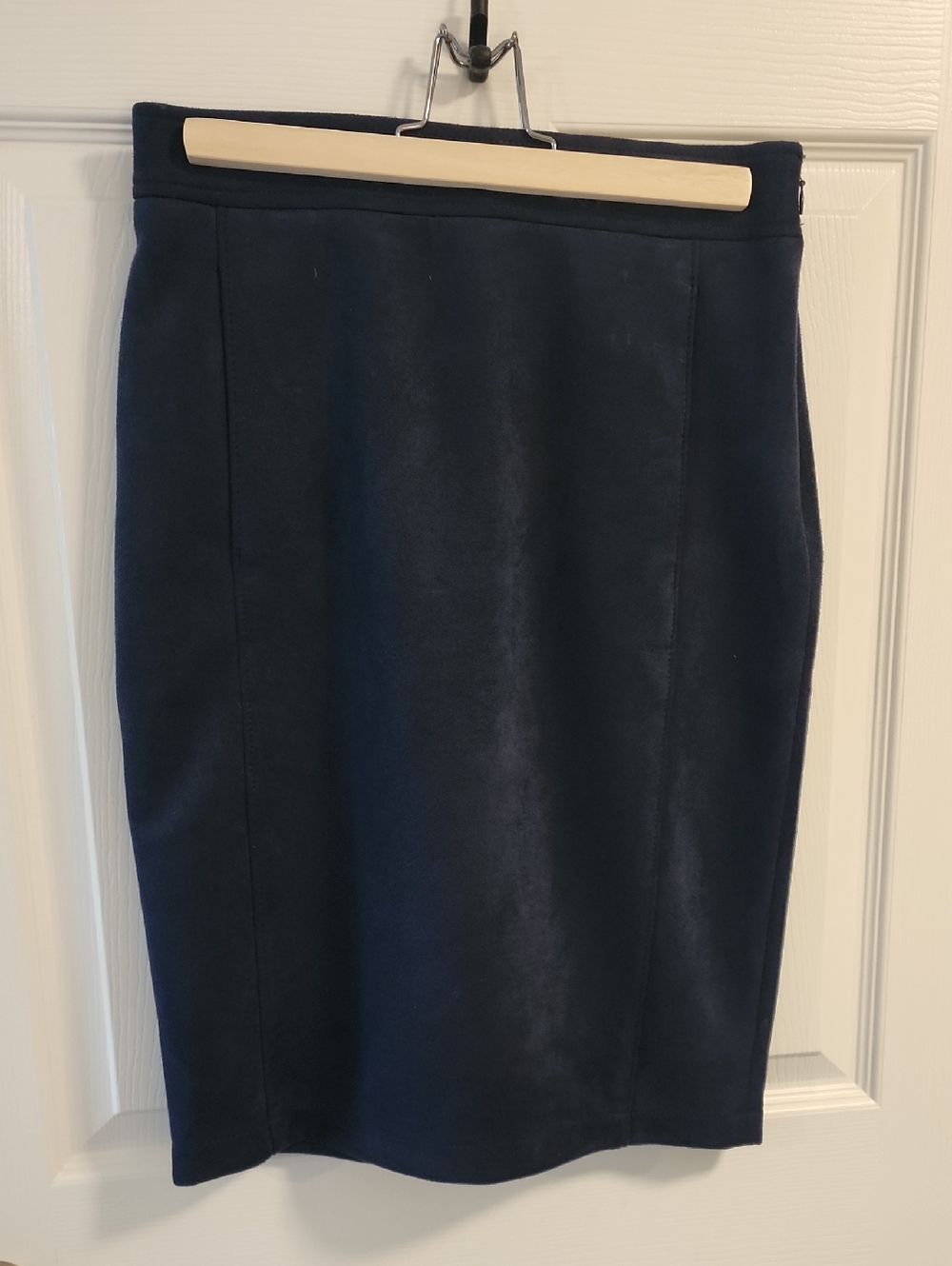 LOFT Navy Velvet Pencil Skirt - Classic Tailored Design